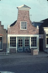 Klik hier om terug te keren